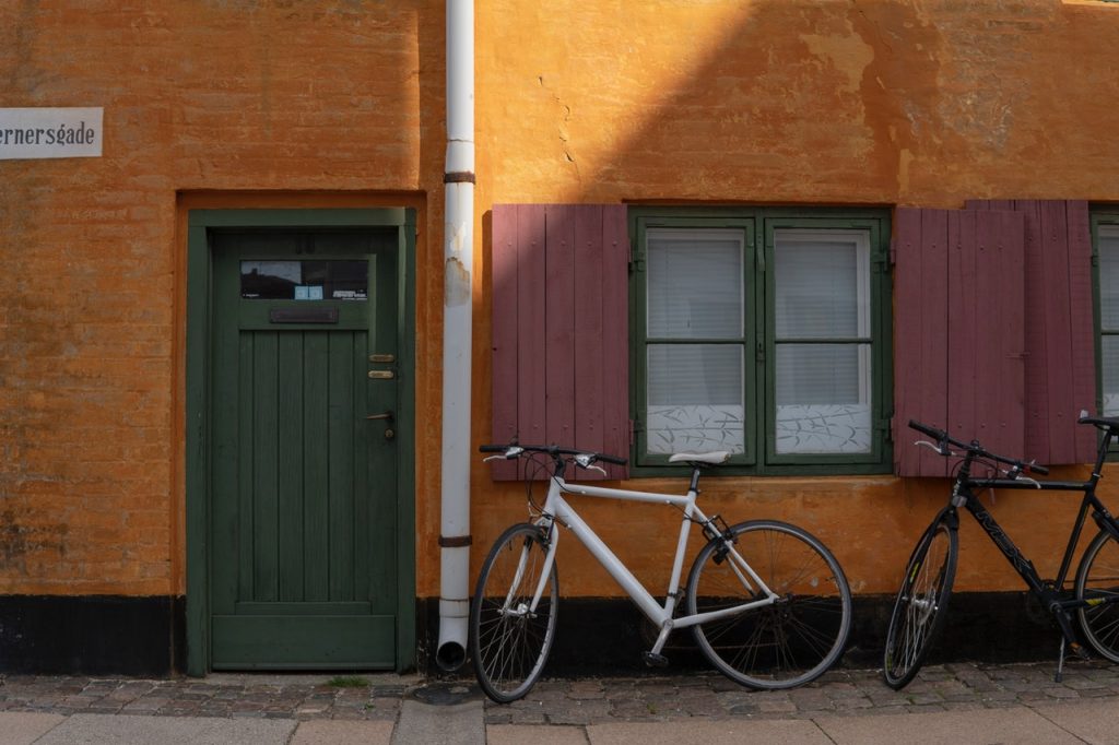 Architecture-Bicycle-Parking-Bicycles